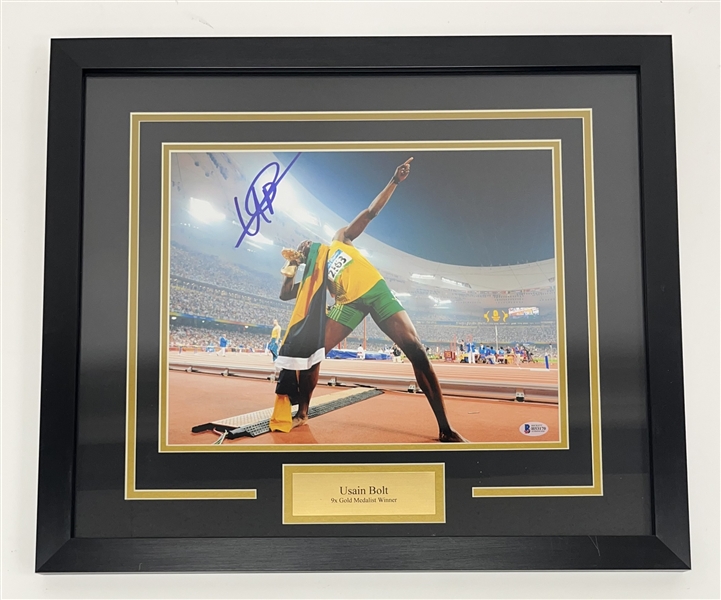 Usain Bolt Autographed & Framed 11x14 Photo Beckett