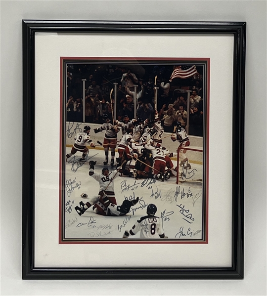 1980 USA Hockey Miracle Team Signed & Framed 16x20 Photo LE #250/1980 w/ Herb Brooks Beckett LOA