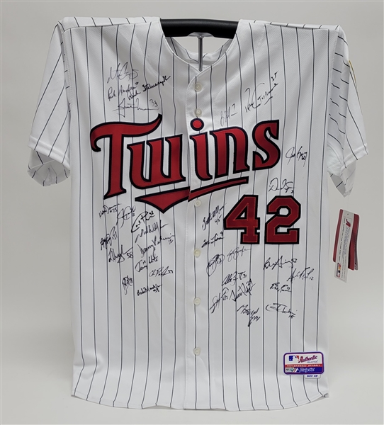 2012 Minnesota Twins Team Signed Jackie Robinson Day Jersey w/ Joe Mauer MLB