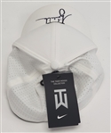 Tiger Woods Autographed TW Golf Hat Beckett