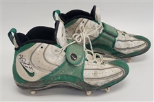 Bernardo Harris Green Bay Packers Game Used & Autographed Football Cleats From Super Bowl Championship Year
